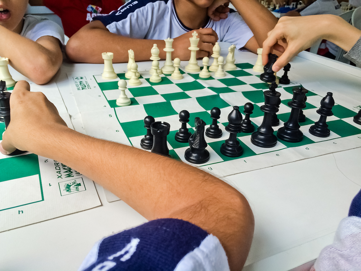 ETEC - SP - 2009) o xadrez é considerado mundialmente um jogo de